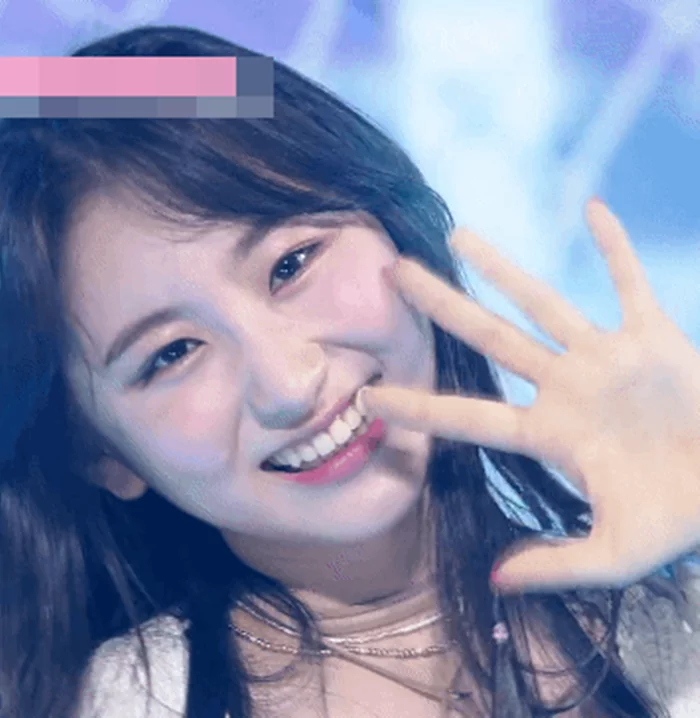 李彩演