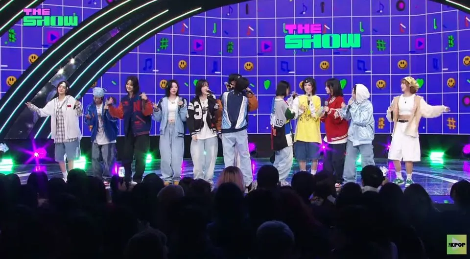 今日TripleS一位安可舞台全开麦现场…….