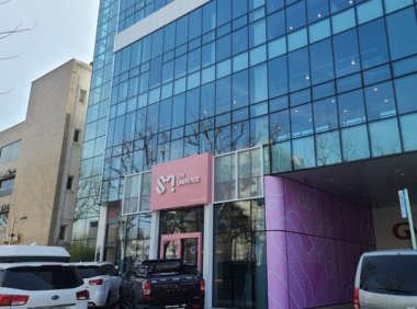 SM开设的偶像培训班….每学期1000万韩元