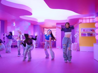 NMIXX现在开始模仿NEWJEANS了