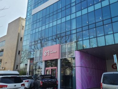 SM开设的偶像培训班….每学期1000万韩元