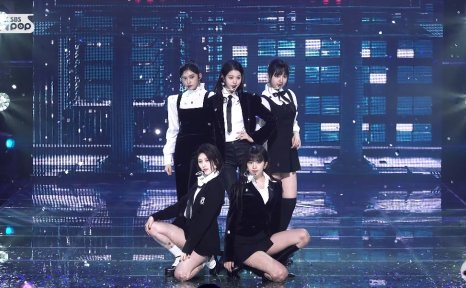 [人气歌谣] 音放中，live唱得很清楚的 Ive Kistch&I AM